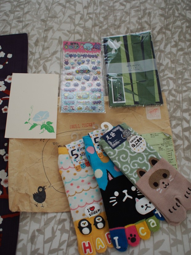 Toe socks and tabi socks